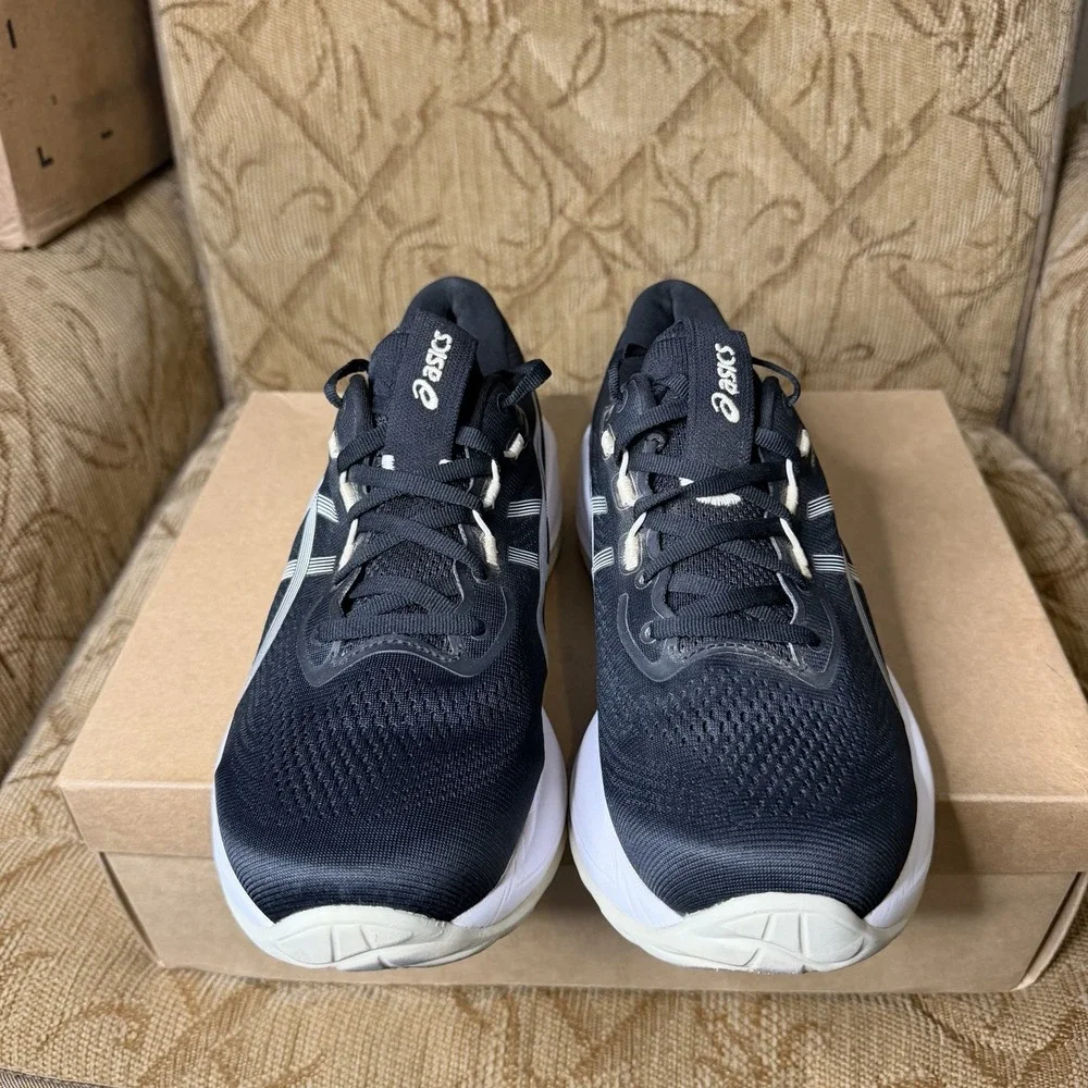 Asics Gel-Cumulus 28 Black White 1012B916 Women's Size 10 Running Shoes Sneakers